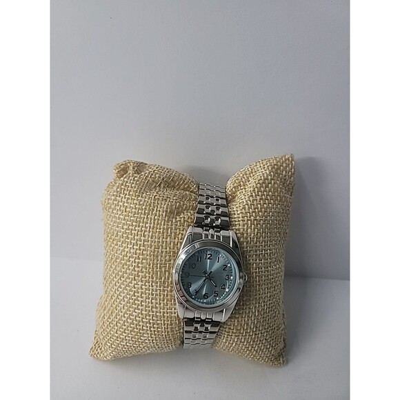 Accessories - Vintage Silver Tone Analog Wristwatch Blue Dial Expansion Band Women's